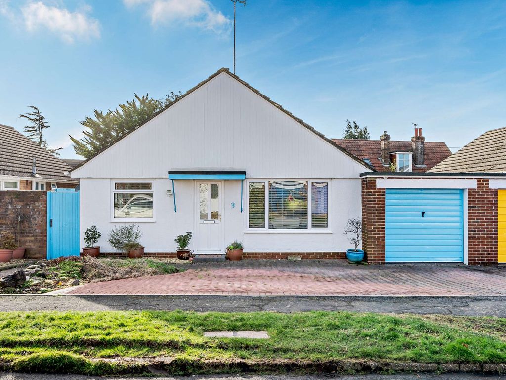 3 bed bungalow for sale in Broyle Paddock, Ringmer, Lewes, East Sussex