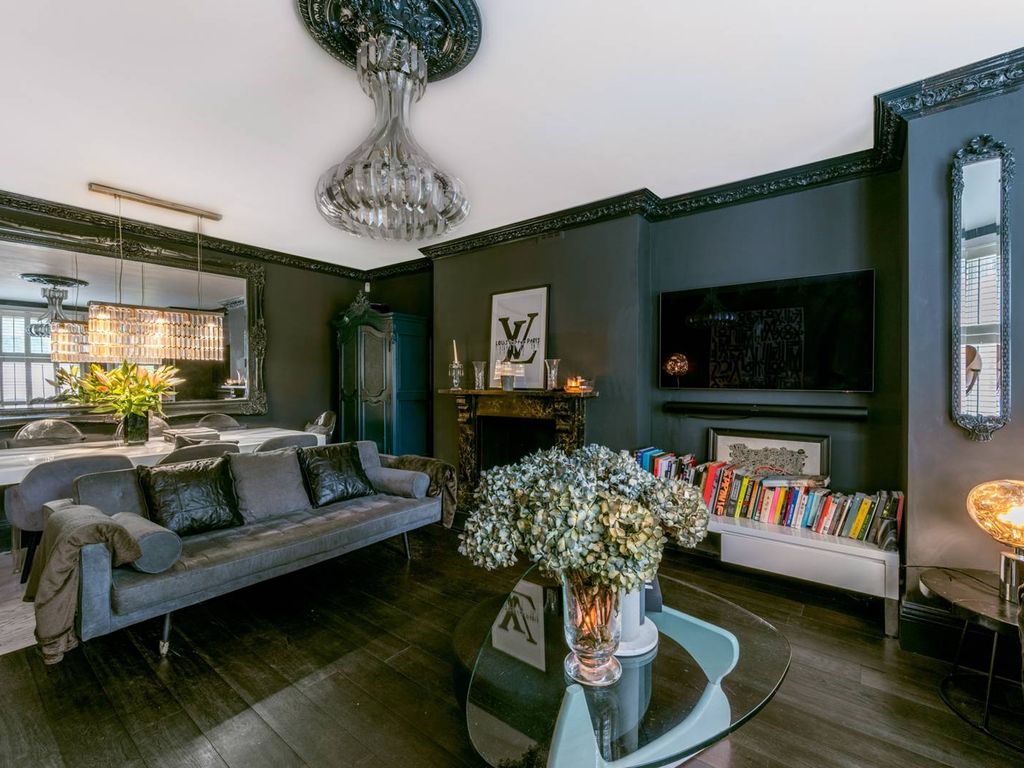 Gipsy Hill, Gipsy Hill, London SE19  