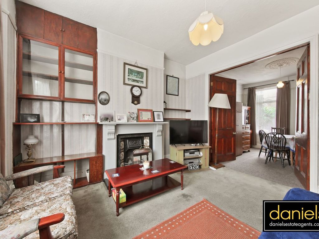 4 bed end terrace house for sale in Burrows Road, Kensal Rise, London