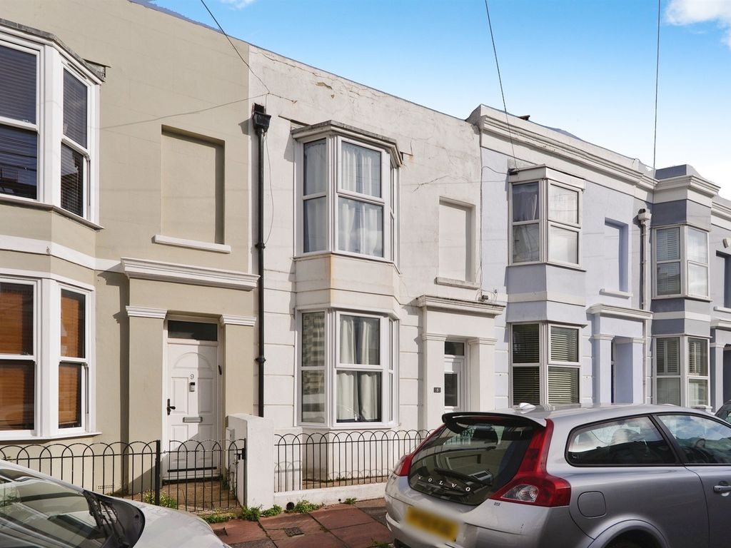 2 bed terraced house for sale in College Street, Brighton BN2, £500,000 Zoopla