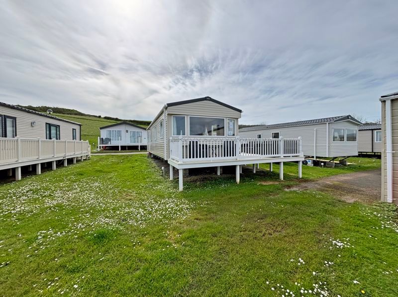 3 bed mobile/park home for sale in Watchet TA23, £24,950 Zoopla