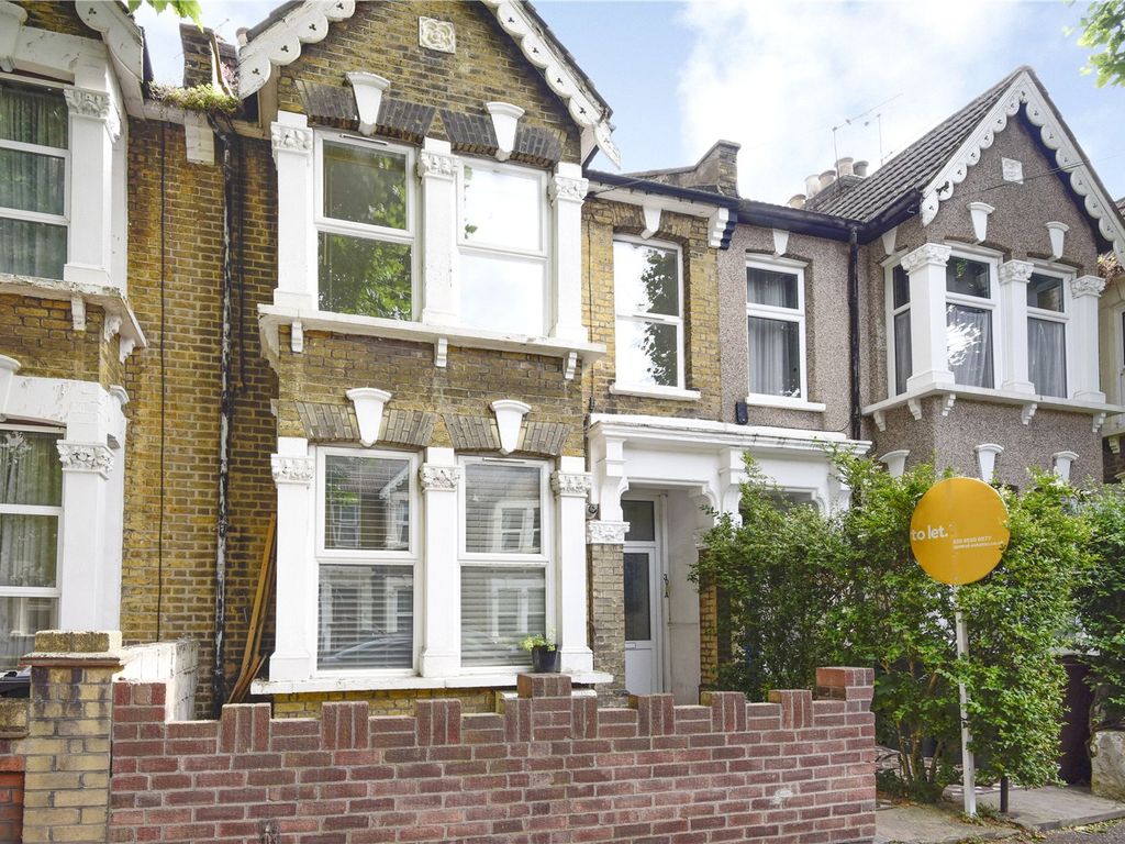 2 bed flat to rent in Harold Road, Leytonstone, London E11 Zoopla