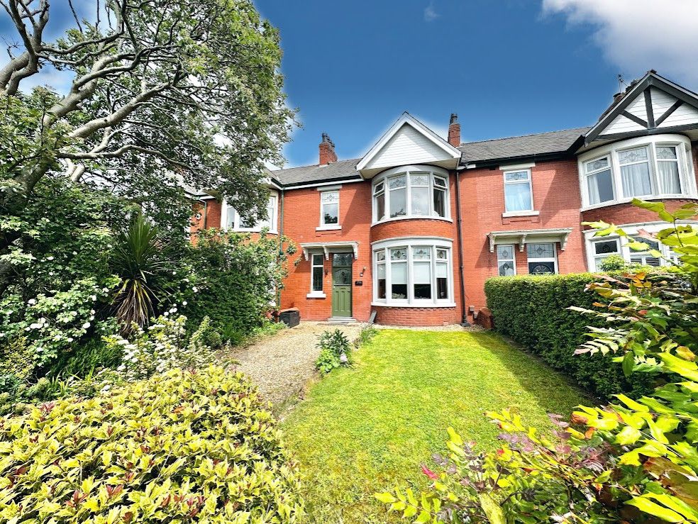 3 bed terraced house for sale in Whitegate Drive, Blackpool FY3, £