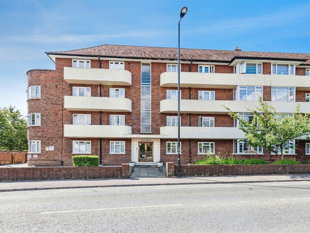 2 bed flat for sale in Archers, Archers Road, Southampton SO15, £160,000 Zoopla