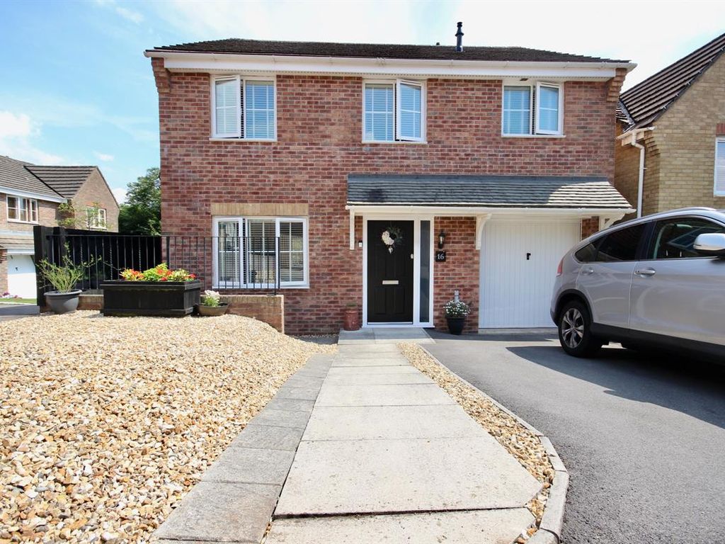 4 bed detached house for sale in Llys Cyncoed, Oakdale, Blackwood NP12