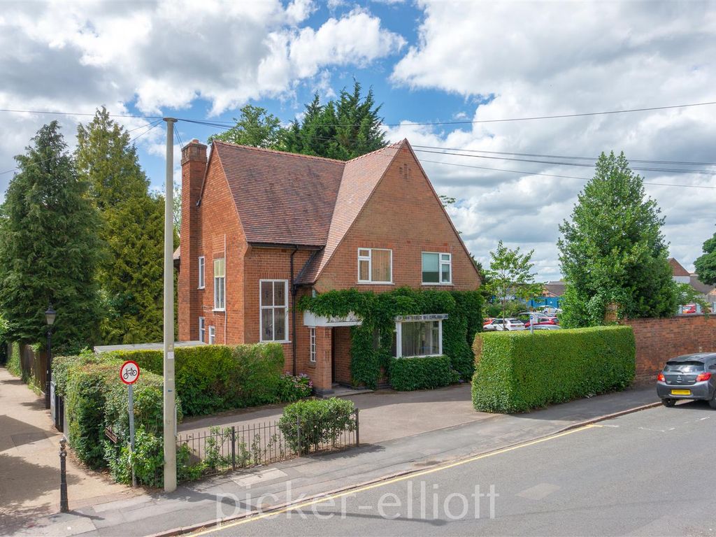 3 bed detached house for sale in Hill Street, Hinckley LE10 Zoopla