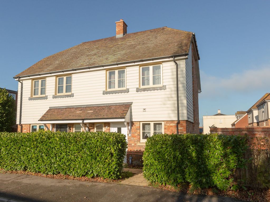 2 bed semidetached house for sale in Lymington Road, WestgateOnSea