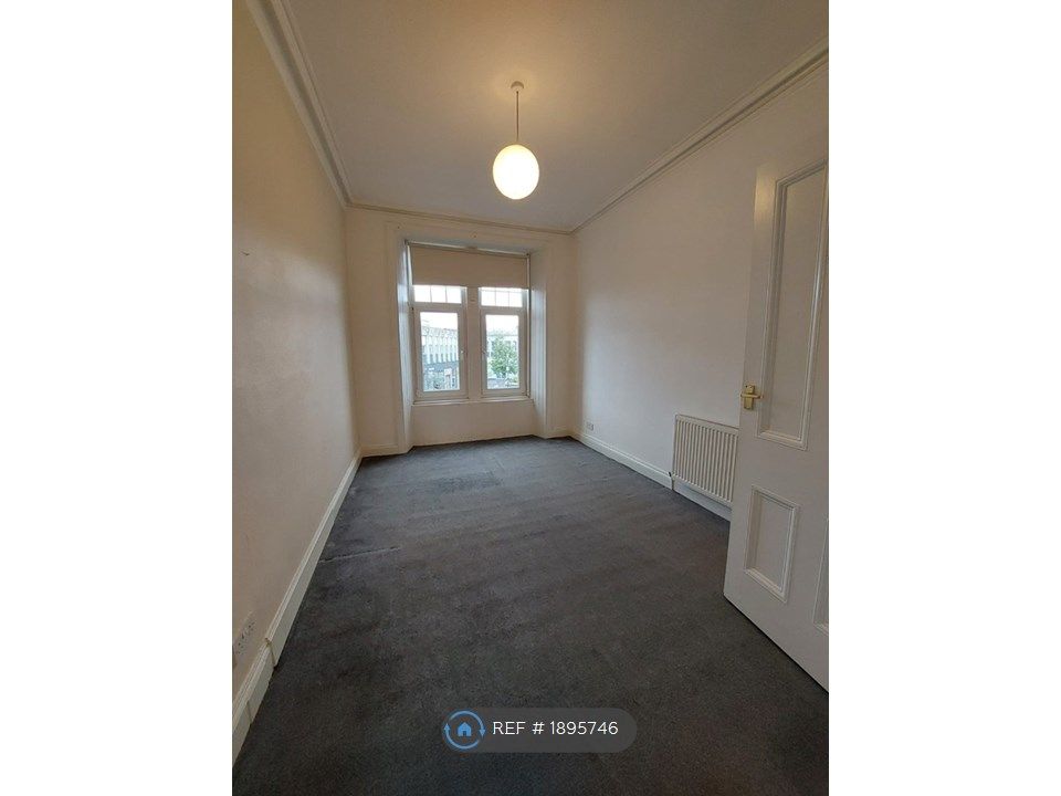 2 bed flat to rent in Kenmure Avenue, Glasgow G64, £795