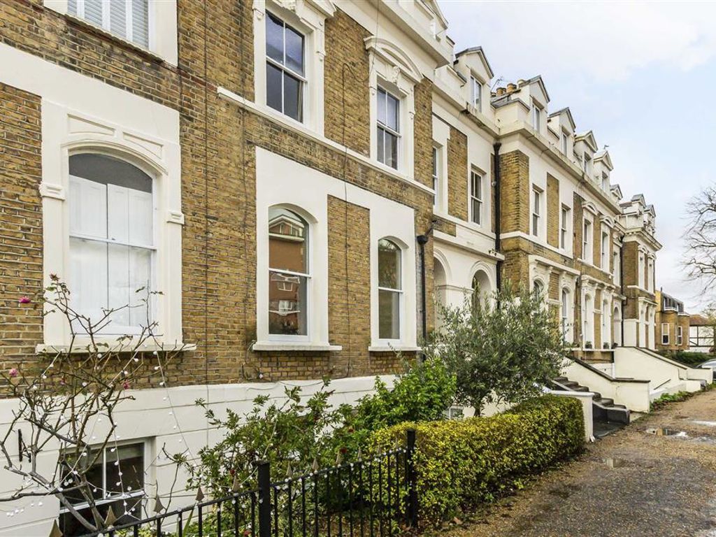 2 bed flat to rent in Twickenham Road, Teddington TW11 Zoopla