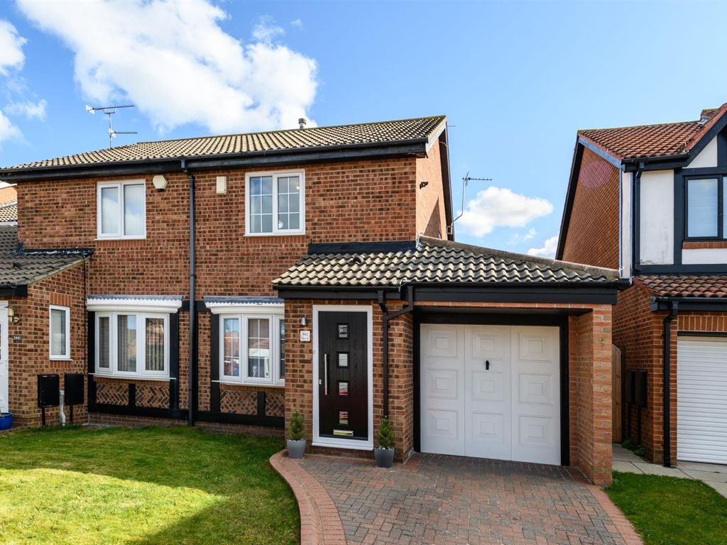 2 bed semidetached house for sale in Beaconside, South Shields NE34, £