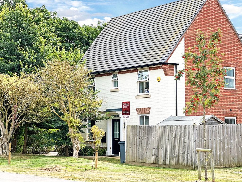 3 bed semidetached house for sale in Haigh Copse, Angmering, West
