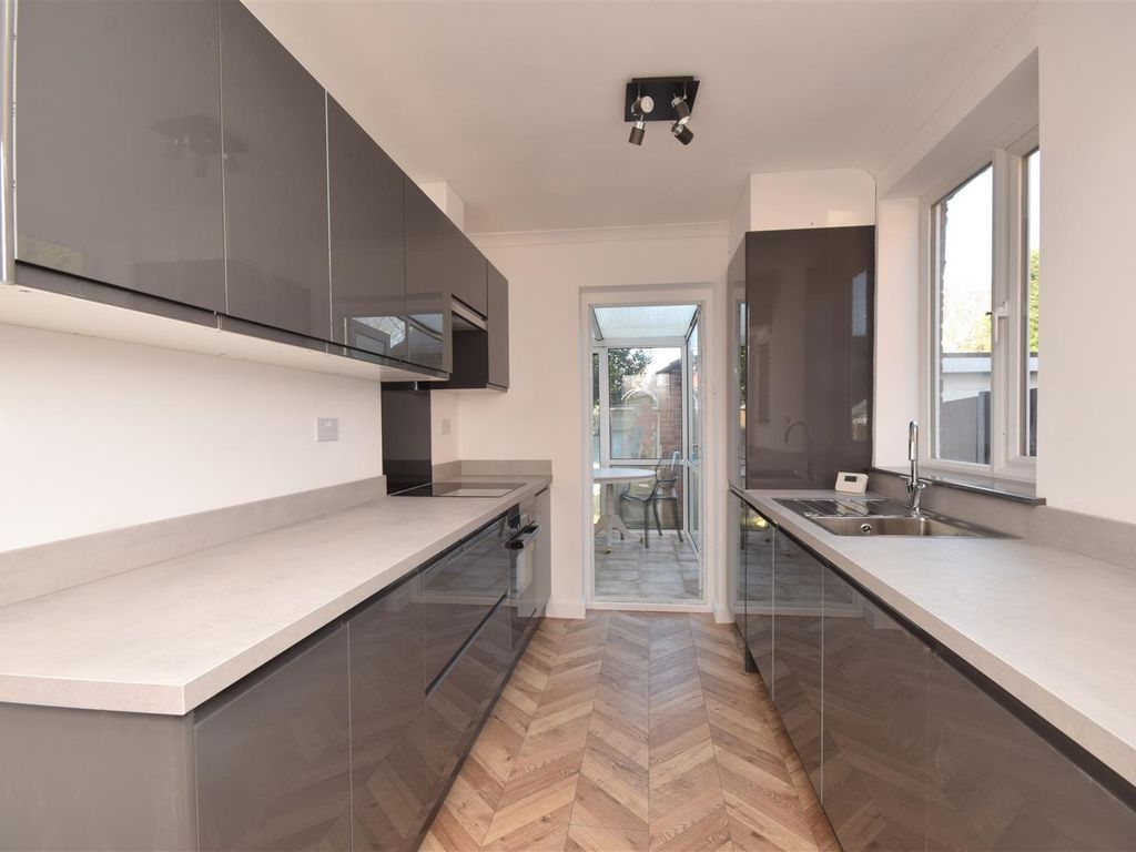 3 bed detached house for sale in Plumstead Road, Norwich NR7, £300,000