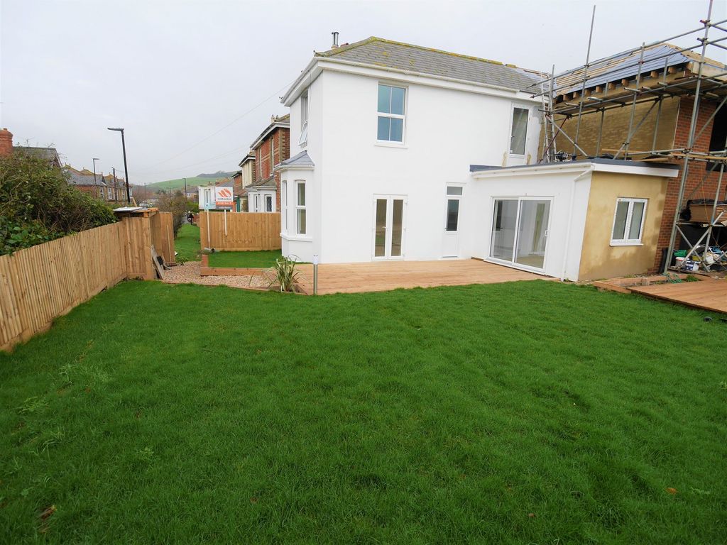 2 bed property for sale in Newport Road, Ventnor, Isle Of Wight. PO38