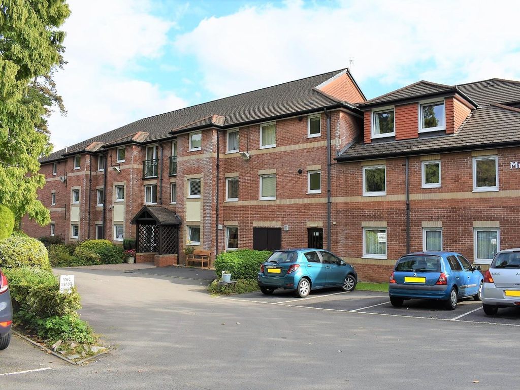 2 bed flat for sale in Mumbles Bay Court, Mayals Road, Blackpill