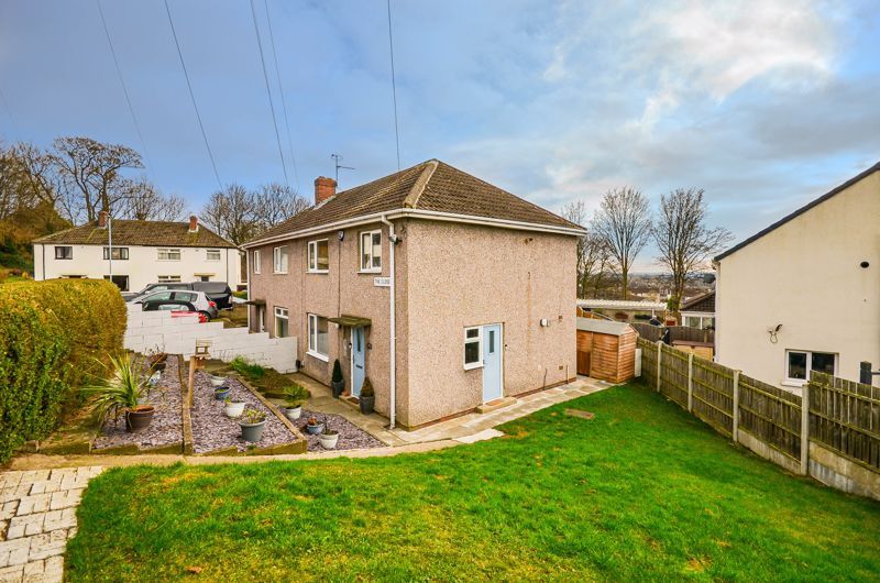 3 bed semidetached house for sale in 2 The Close, Kippax, Leeds LS25