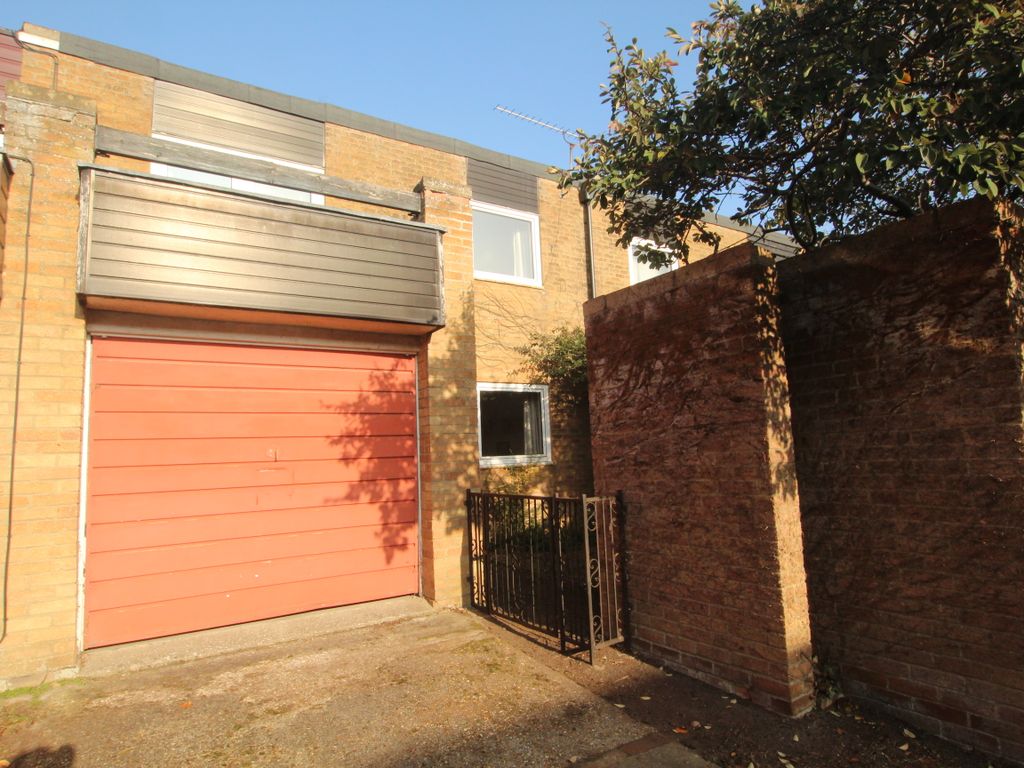 2 bed terraced house for sale in Greenlands, Cambridge CB2 Zoopla