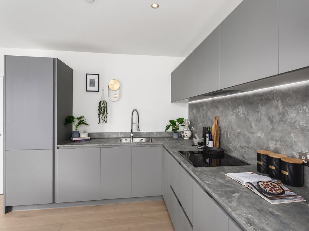 River Barge Close 390, Isle Of Dogs E14  