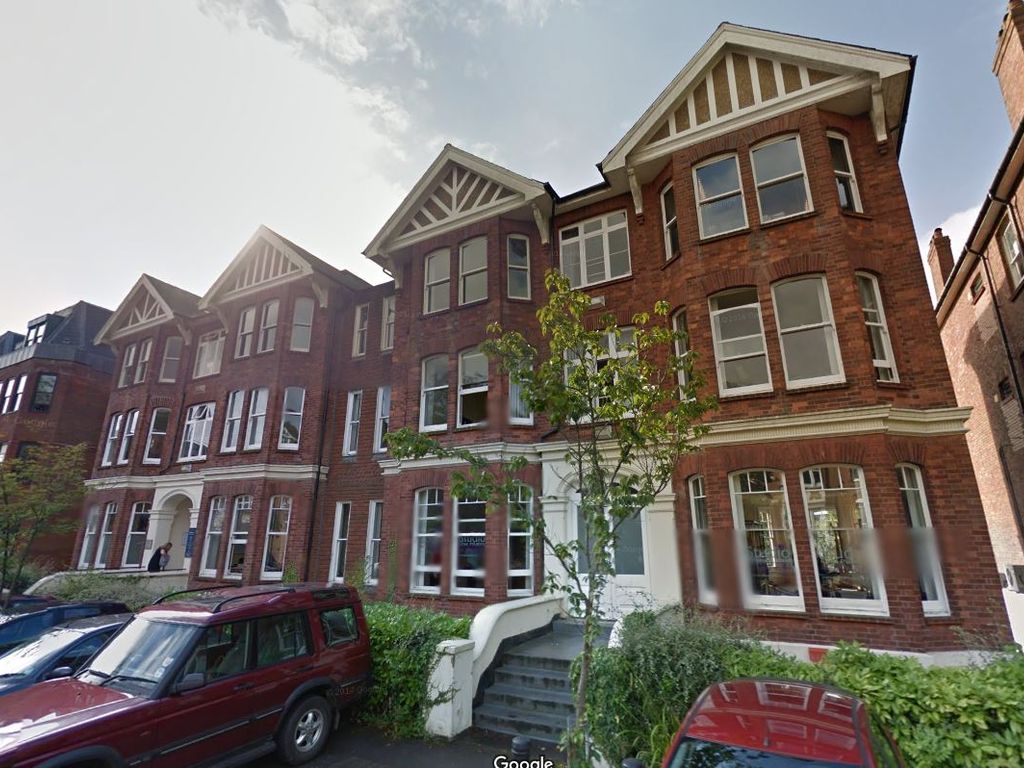 1 bed flat to rent in Lonsdale Gardens, Tunbridge Wells TN1 Zoopla