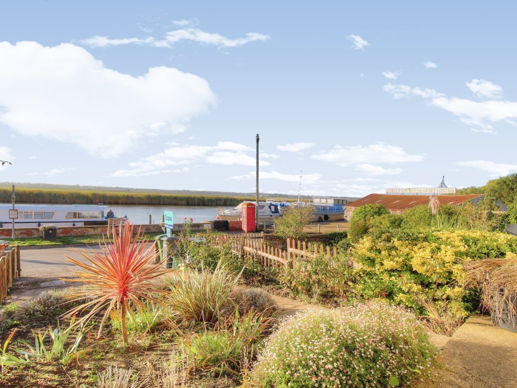 2 bed terraced house for sale in Riverside, Reedham, Norwich NR13 Zoopla