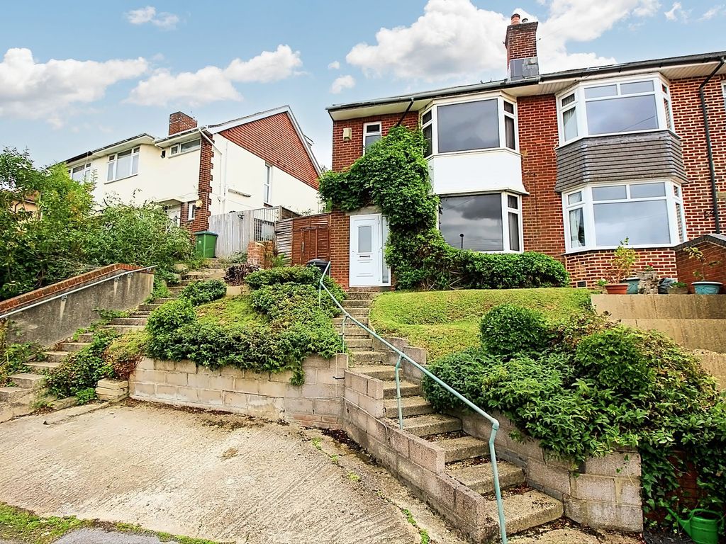 3 bed semidetached house for sale in Athelstan Road, Bitterne SO19, £