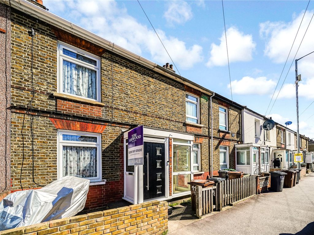 2 bed terraced house for sale in King Edwards Road, Barking IG11 Zoopla