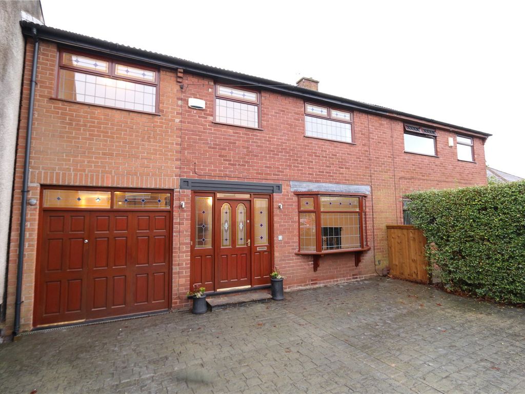 4 bed semidetached house for sale in Bowker Avenue, Denton, Manchester