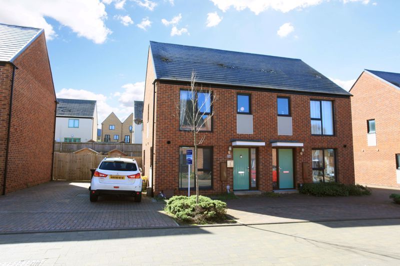 3 bed semidetached house for sale in Hendy Avenue, Ketley, Telford TF1