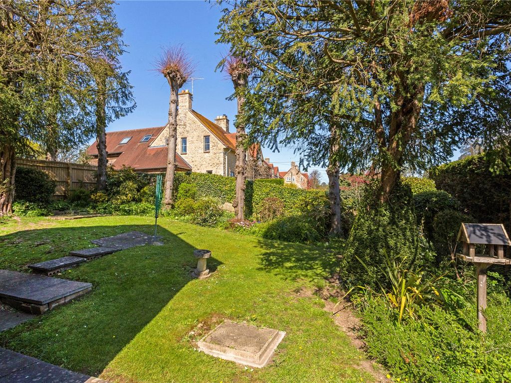 4 bed detached house for sale in The Homestead, Bladon, Woodstock, Oxfordshire OX20 Zoopla