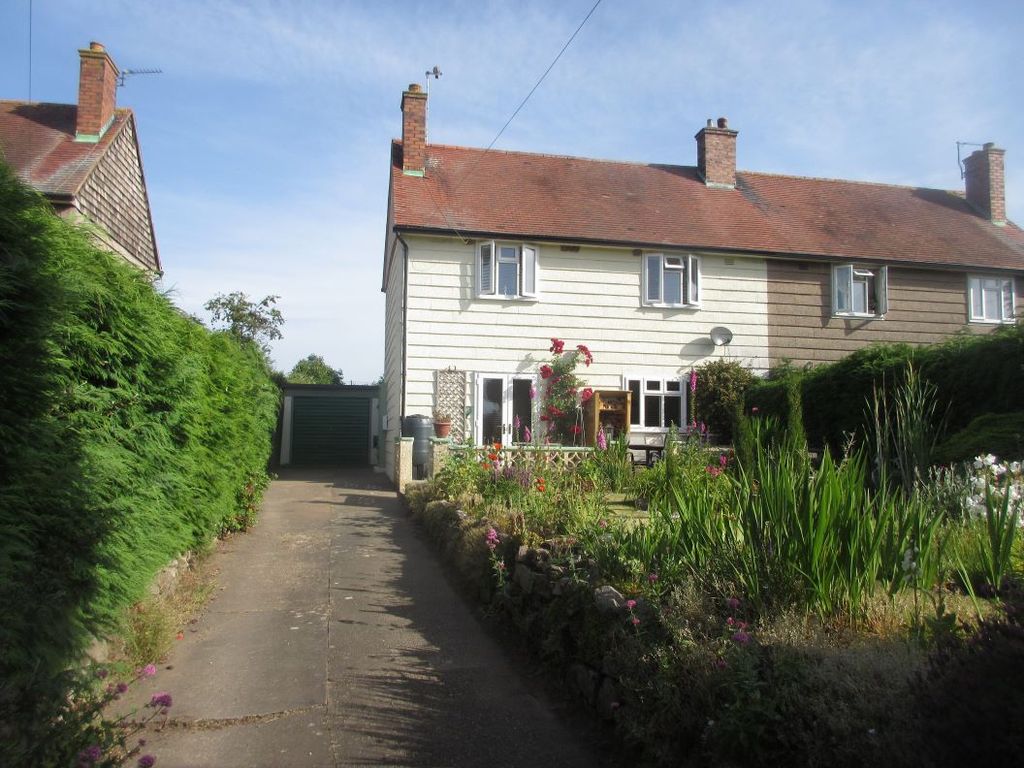 3 bed semidetached house for sale in 28 Church Road, Dorrington