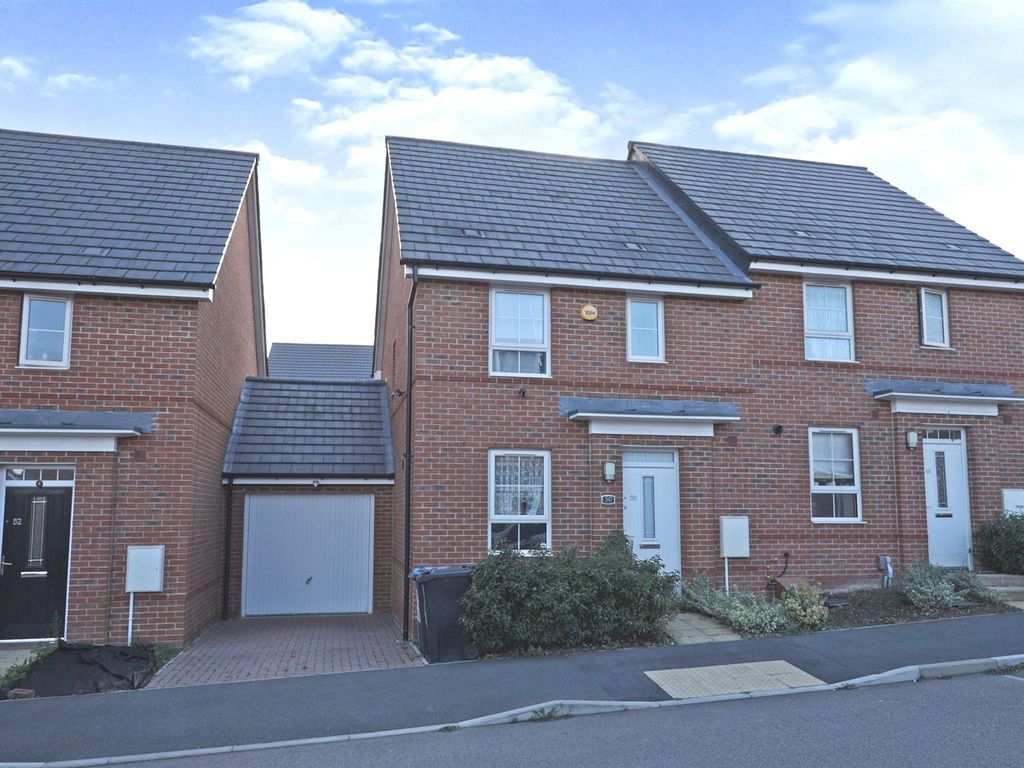 Burgundy Drive, Hemel Hempstead HP2  