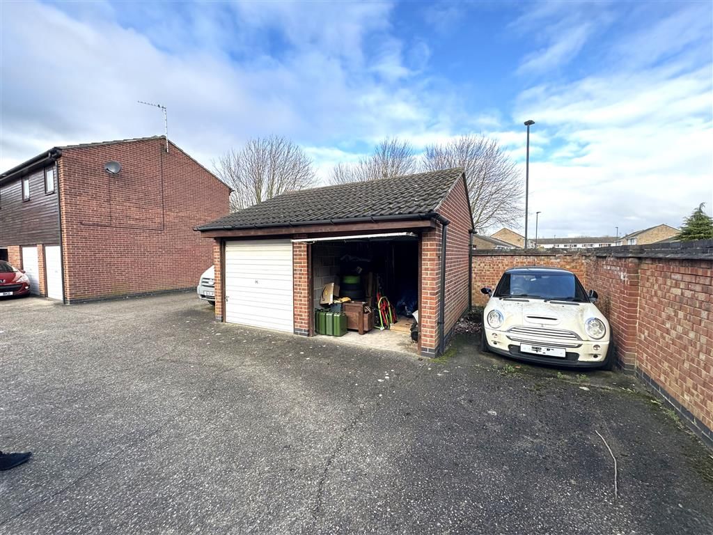 Property for sale in Chatsworth Court, Sinfin, Derby DE24, £5,000 Zoopla