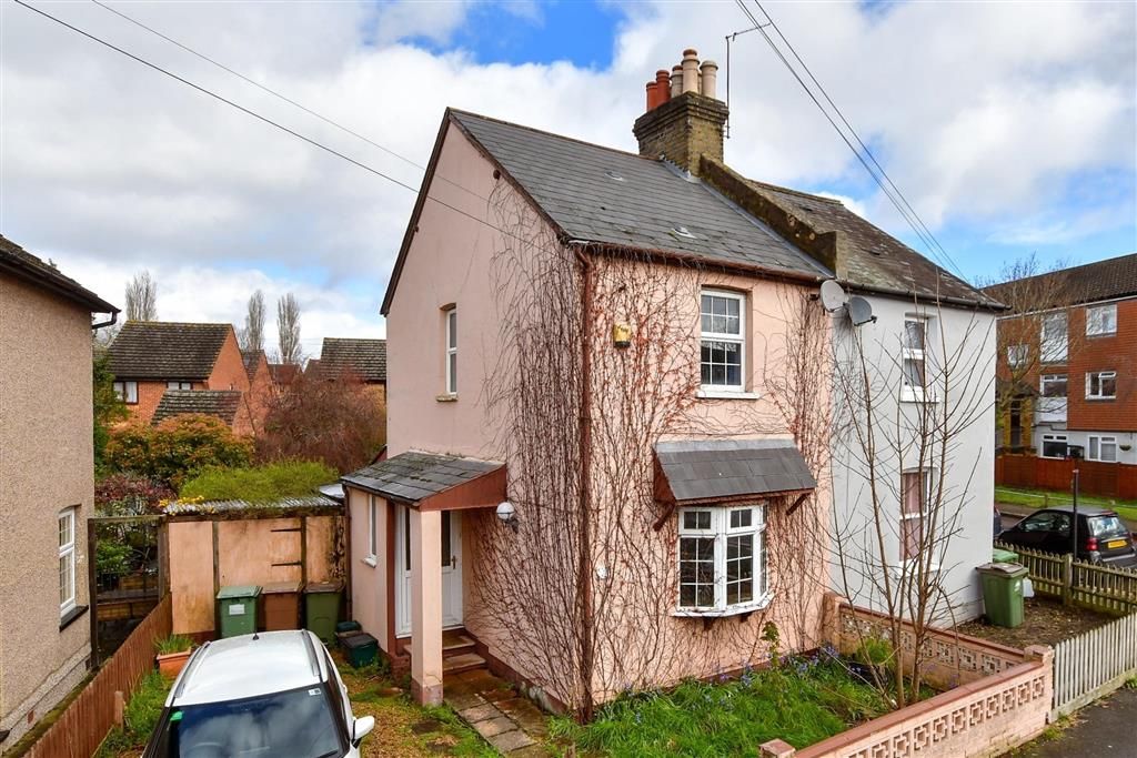 2 bed semidetached house for sale in Wood Street, Mitcham, Surrey CR4