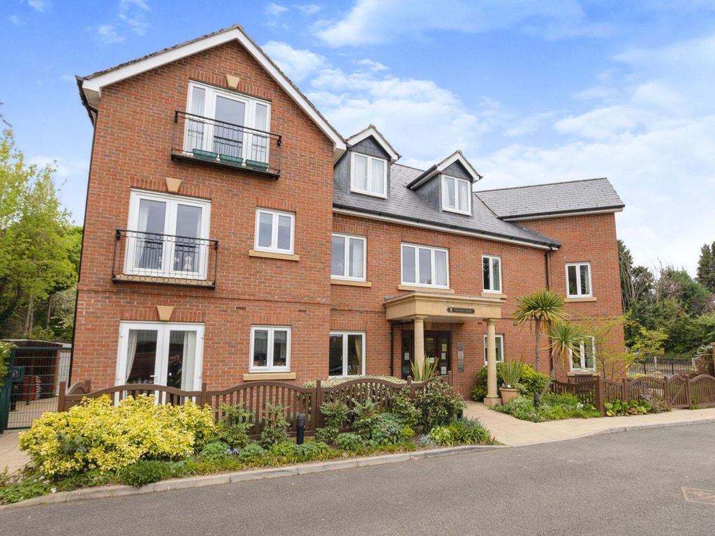 1 bed property for sale in Leicester Road, Market Harborough LE16 Zoopla