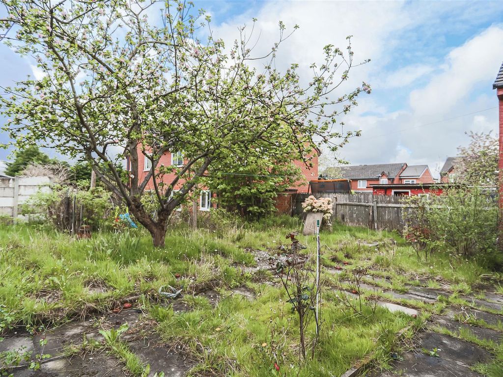 3 bed semidetached house for sale in Eastham Avenue, Bury BL9 Zoopla
