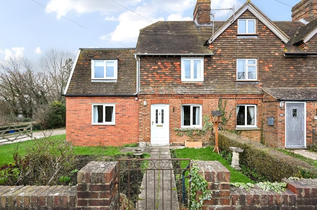 3 bed end terrace house for sale in Station Road, Goudhurst, Kent TN17