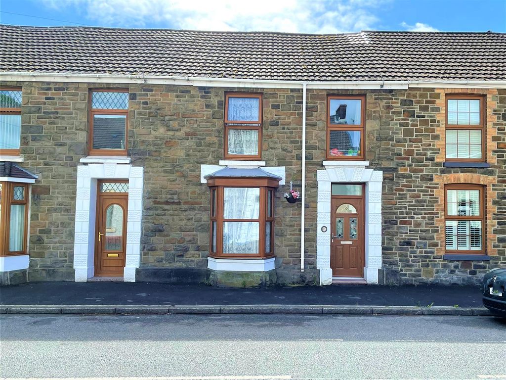 3 bed terraced house for sale in 48 Afon Road, Llangennech, Llanelli