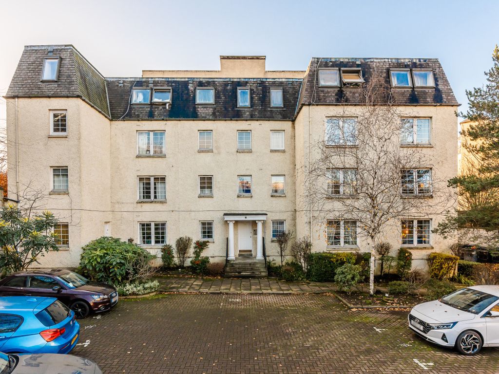 39/3 Caledonian Crescent, Edinburgh EH11  