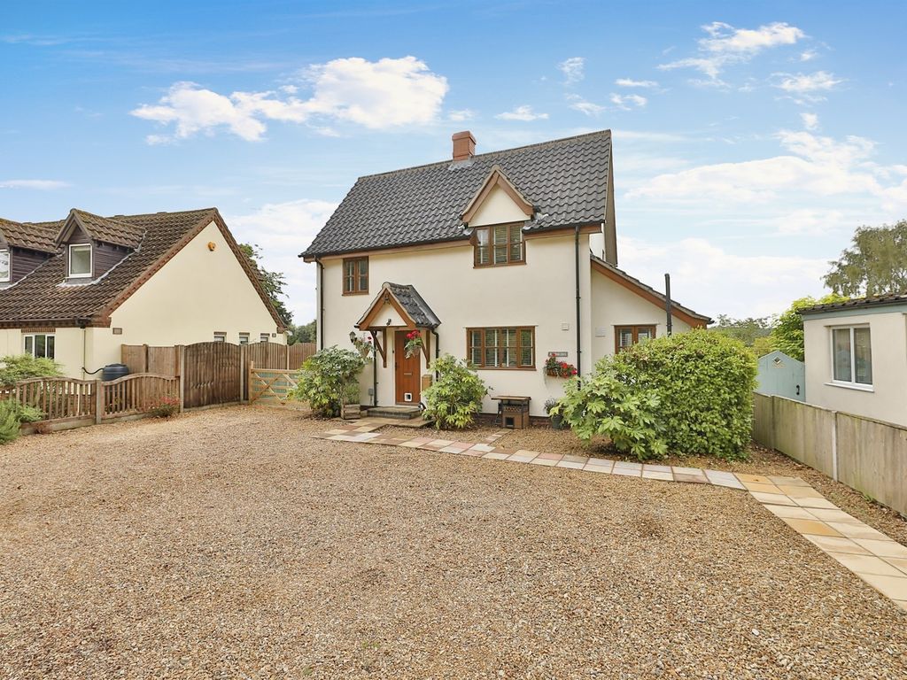 2 bed detached house for sale in Tottington Road, Thompson, Thetford