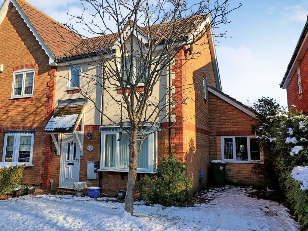 3 bed semidetached house for sale in Forest Glade, Basildon SS16 Zoopla