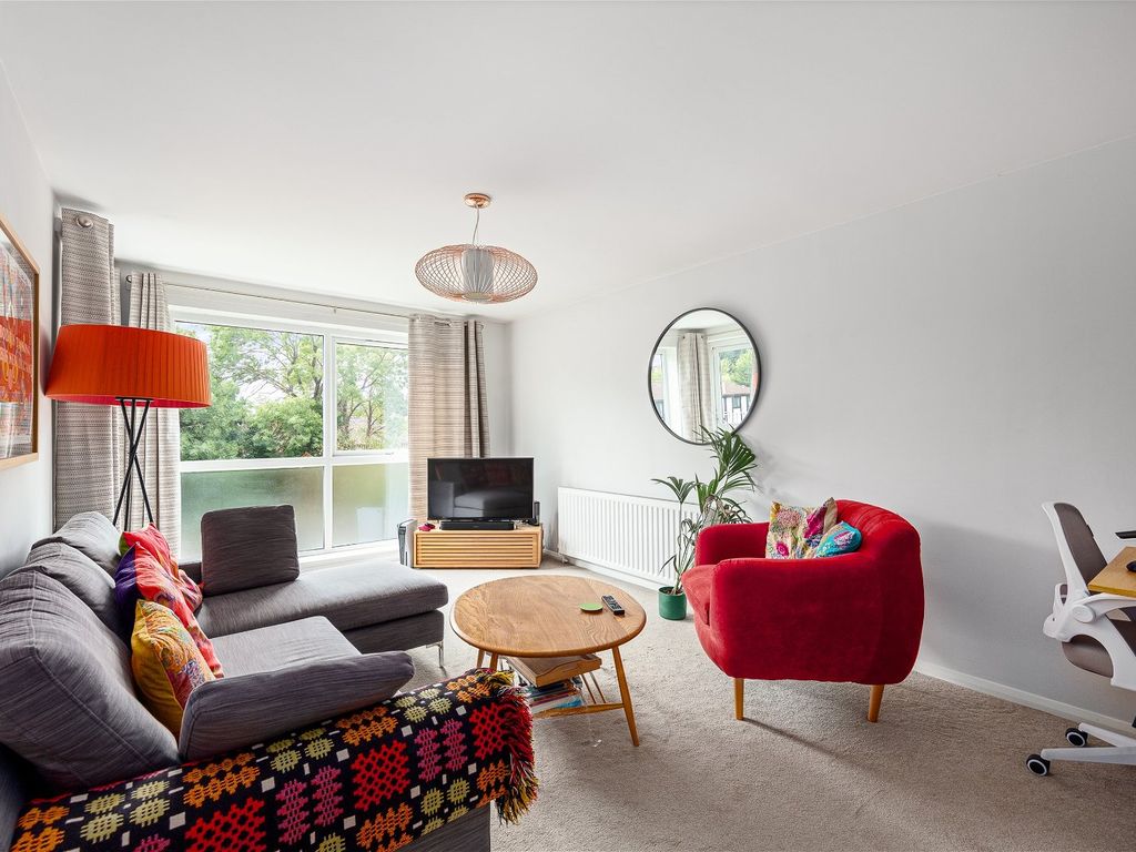 1 bed flat to rent in Overbury Avenue, Beckenham BR3, £1,400 pcm Zoopla