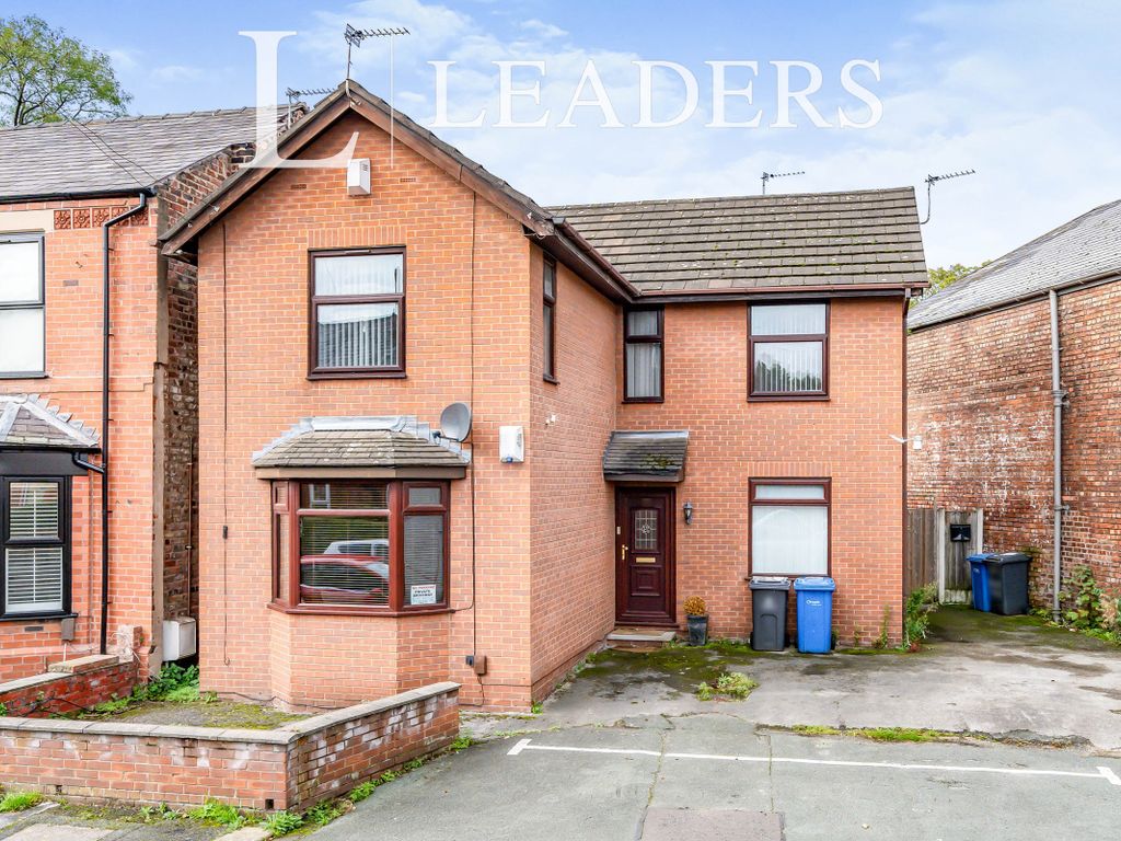 2 bed flat to rent in Powell Street, Latchford, Warrington WA4, £750