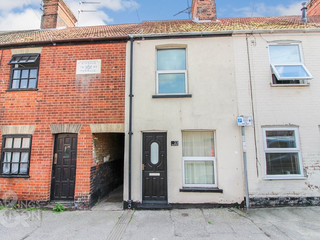 3 bed terraced house to rent in Roman Road, Lowestoft NR32, £675 pcm