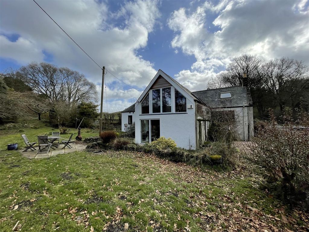 4 bed cottage for sale in Glassarts Cottage, Newburgh Road