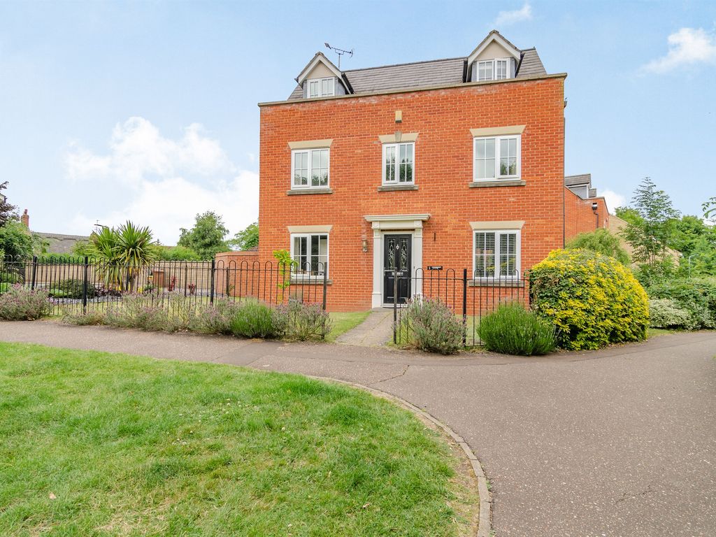 5 bed detached house for sale in Crossberry Way, Helpston, Peterborough