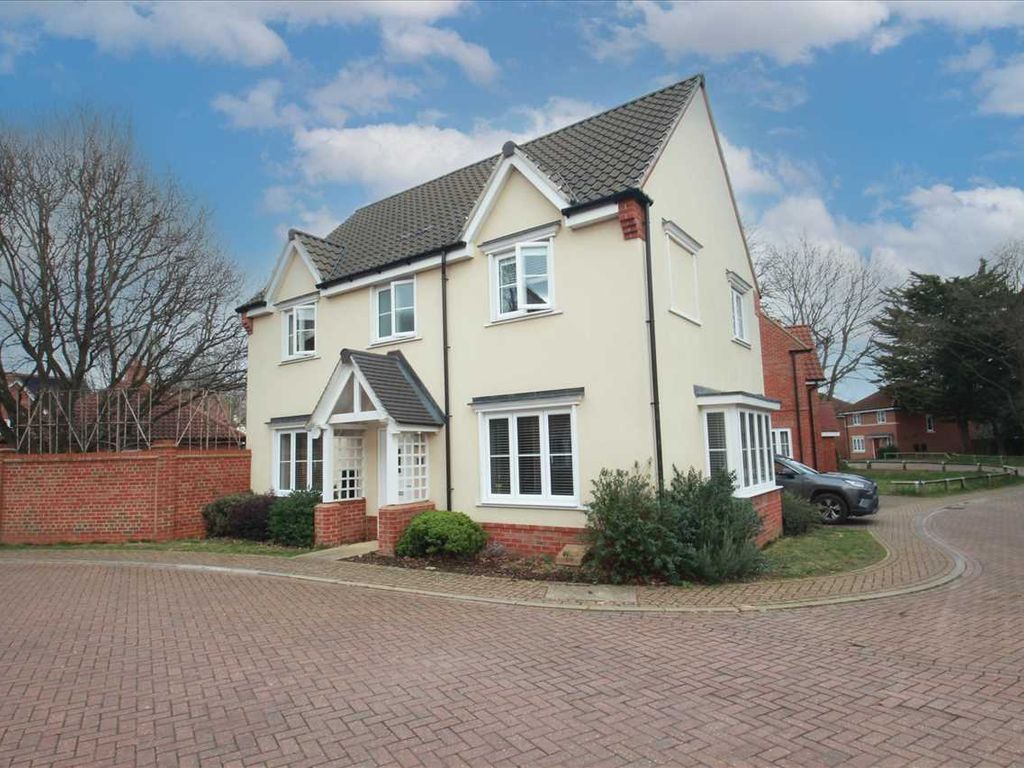 4 bed detached house for sale in The Copse, Martlesham, Woodbridge IP12