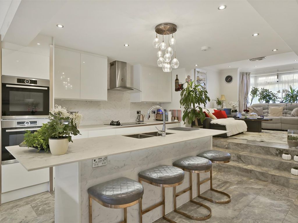 5 bed semidetached house for sale in Dollis Hill Avenue, London NW2, £