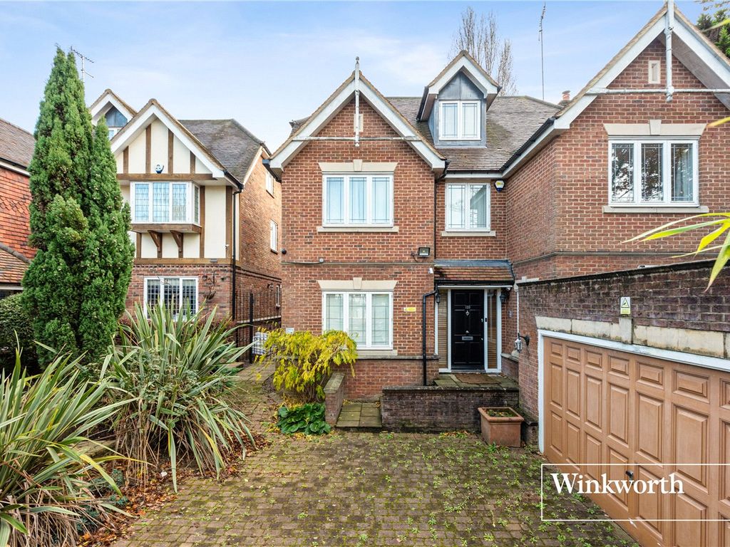 6 bed detached house for sale in Hendon Lane, Finchley, London N3, £