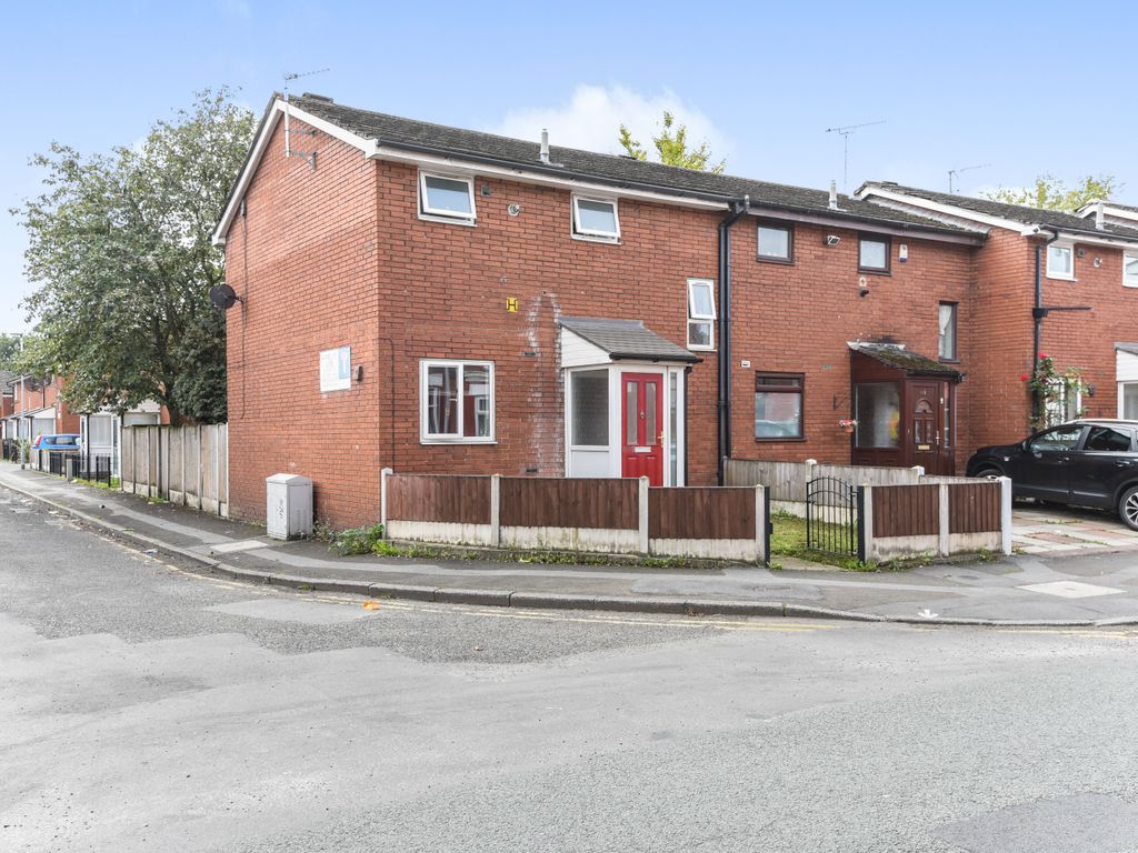 2 bed end terrace house for sale in Claremont Road, Manchester M14 Zoopla