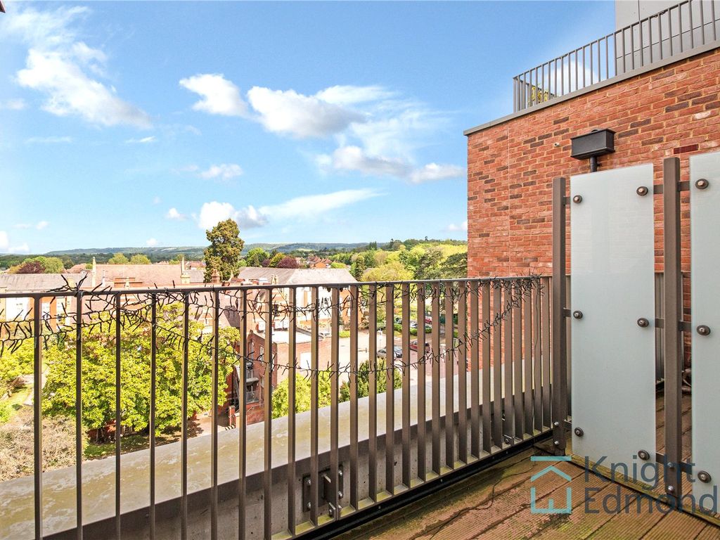 1 bed flat for sale in Rosalind Drive, Maidstone, Kent ME14 Zoopla