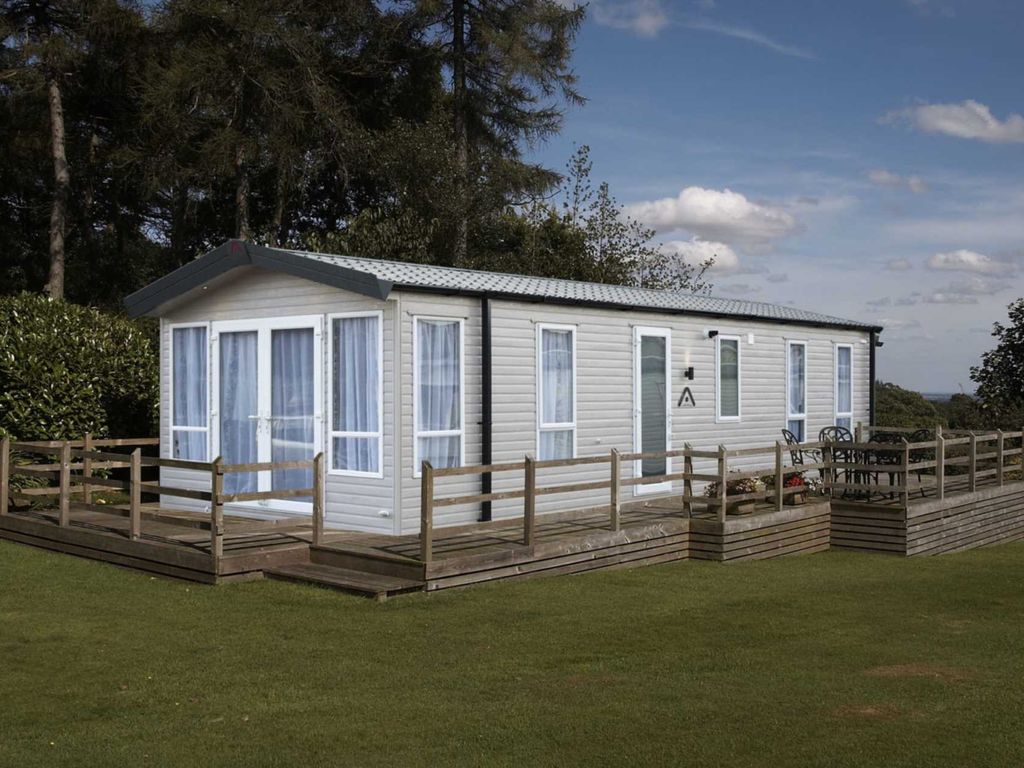 2 bed mobile/park home for sale in Willow Grove Park, Sandy Lane